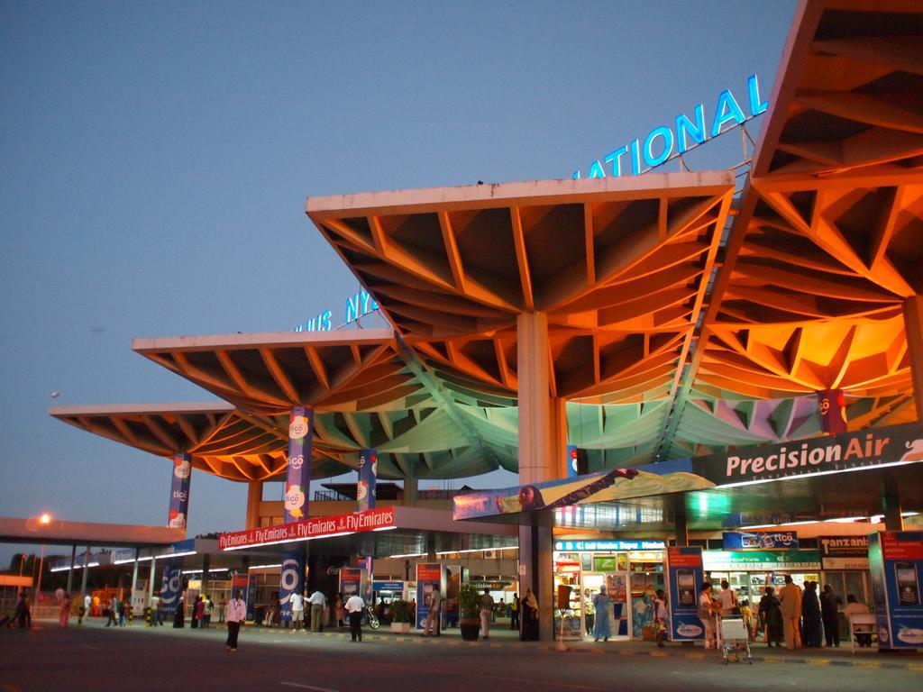 Transit Airport B&B Dar es Salaam Zewnętrze zdjęcie